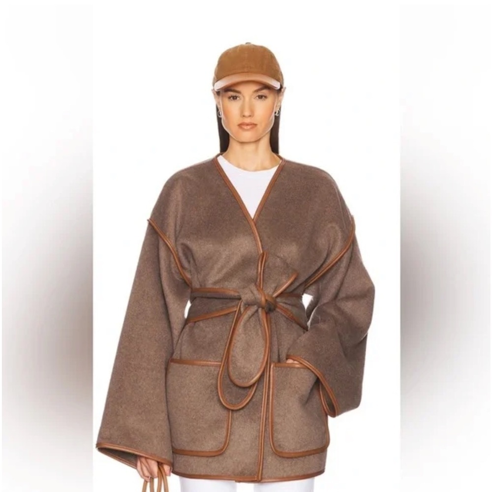 HELSA BLANKET COAT! Brown Kimono Style Coat with Belt. NWOT